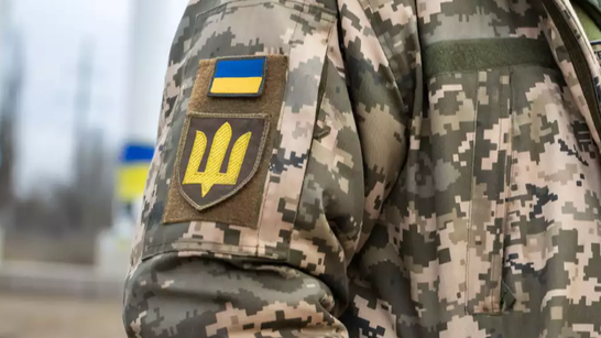Мобілізація чоловіків 50+ в Україні: кого призивають і де вони служать