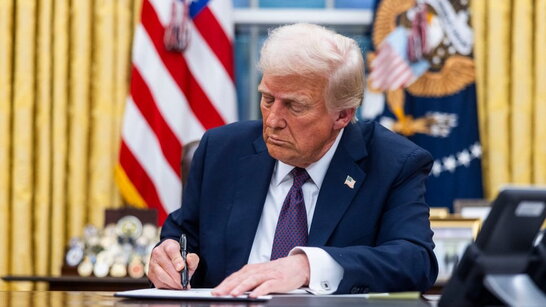 Трамп пожартував, що хотів би стати Папою Римським