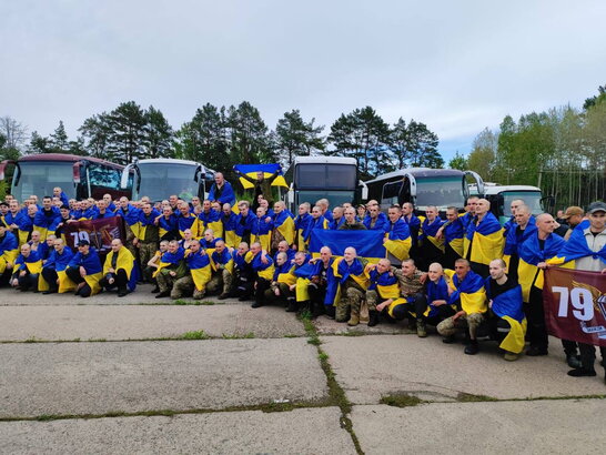 З російського полону звільнили 205 українських захисників — серед них оборонці Маріуполя