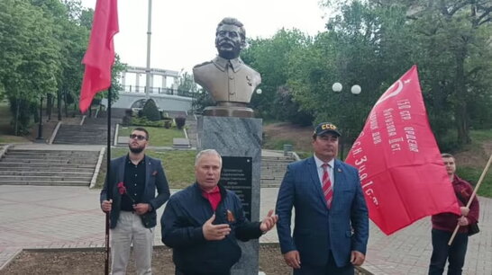 У тимчасово окупованому Мелітополі росіяни відкрили пам’ятник Сталіну до 9 травня