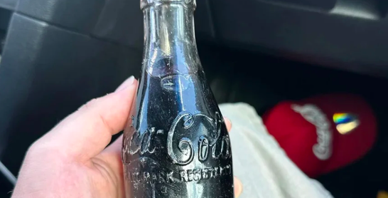Знахідка на тисячу доларів: антиквар відшукав старовинну пляшку Coca-Cola