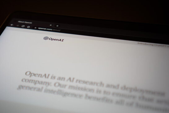 OpenAI відкриває функцію памʼяті в ChatGPT для безплатних користувачів