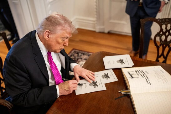Байден прокоментував наказ Трампа щодо розслідування використання його автографа помічниками