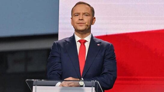 Президент Польщі Навроцький закликав Зеленського до масштабних ексгумацій на Волині