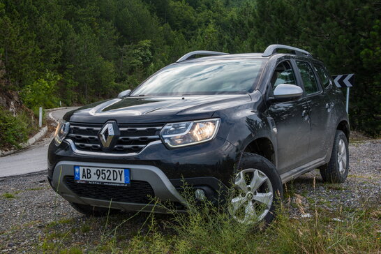 Продажі нових автівок в Україні: майже 33 тисячі за півріччя 2025 року