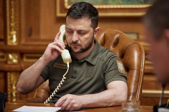 Зеленський провів розмову з Трампом: говорили про припинення війни та співпрацю у сфері дронів
