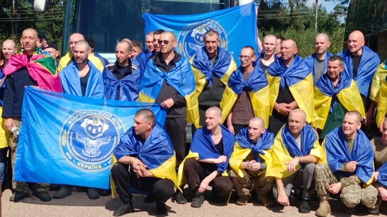 В Україну повернули 84 полонених, деякі провели в неволі понад 10 років