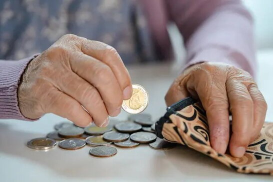 В уряді анонсували підвищення базової пенсії
