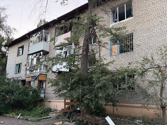 Росія обстріляла житлові будинки в Дружківці: семеро поранених,