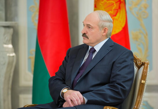 Лукашенко пригрозив «воювати на всі гроші», якщо Польща почне збивати літаки РФ