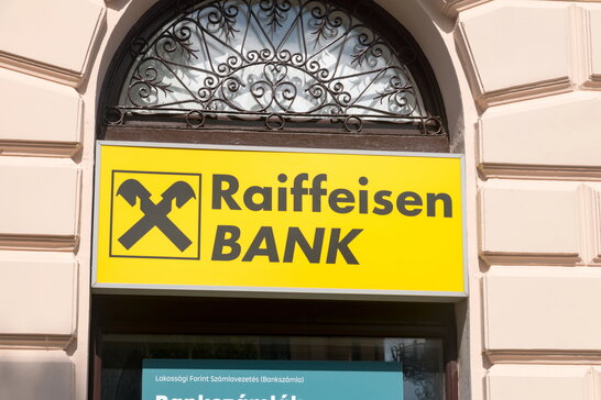 Raiffeisen знову не зміг продати частку в російській дочці — Reuters