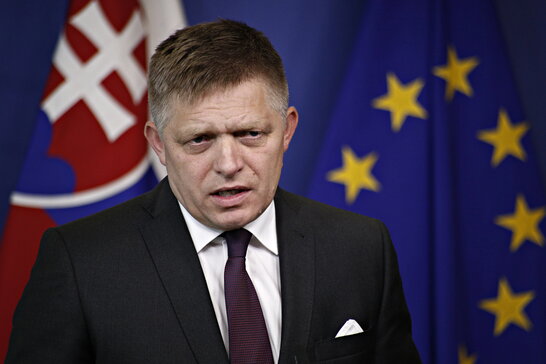 Фіцо: Словаччина не прагне поразки Росії, а хоче швидкого завершення війни в Україні