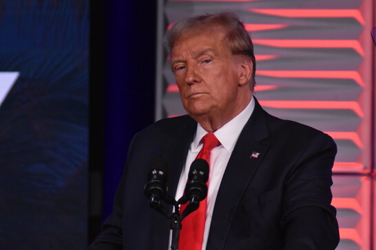 Трамп пообіцяв «швидко вирішити» конфлікт між Афганістаном і Пакистаном