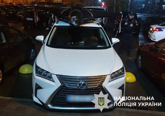 Киянин перевозив «шахед» на даху авто: поліція вилучила безпілотник
