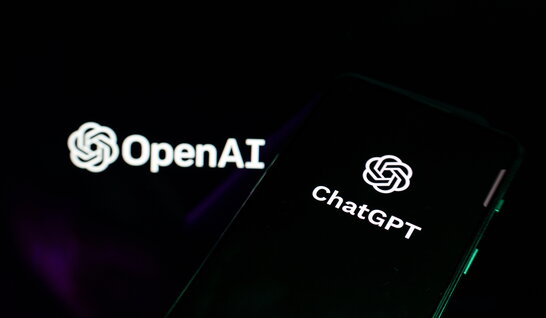 OpenAI запускає групові чати в ChatGPT для всіх користувачів