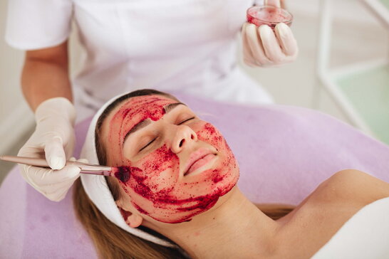 У TikTok поширюється тренд на «менструальні маски»