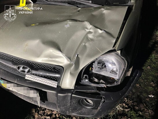 На Полтавщині поліцейський насмерть збив двох 17-річних сестер
