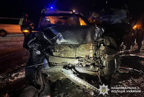 ДТП з автобусом на Київщині: є загиблі та поранені