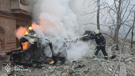 Росіяни завдали удару по багатоповерхівці в Харкові щонайменше 16 поранених
