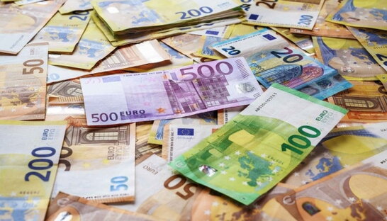 У Єврокомісії сказали, коли Україна отримає перший транш із €90 млрд