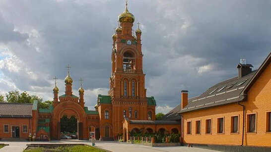 МОН і СБУ відреагували на підпільну школу з радянською програмою в столиці