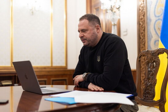 Єрмак не звертався до військкоматів для служби на фронті — МОУ