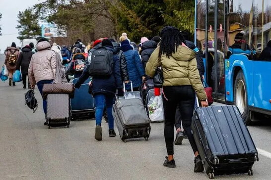 Статус українців у ЄС після 2027 року: які зміни очікують біженців