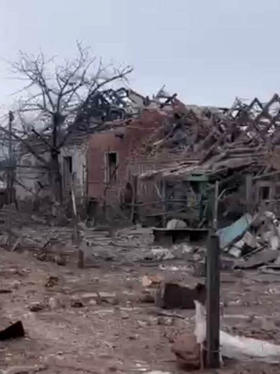 На Донеччині РФ скинула ФАБ на будинок із родиною: двоє загиблих, троє поранених