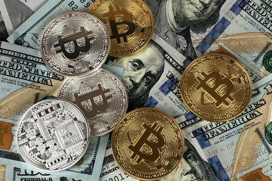 Bitcoin втрачає позиції: новий мінімум за 1.5 роки