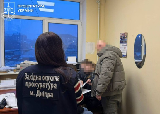 У Дніпрі лікарі випадково прооперували дитині іншу руку, замість того, щоб виправити перелом