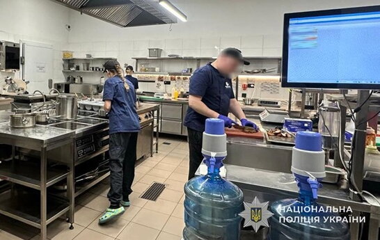 У Львові десятки людей отруїлися після відвідин дитячого розважального центру
