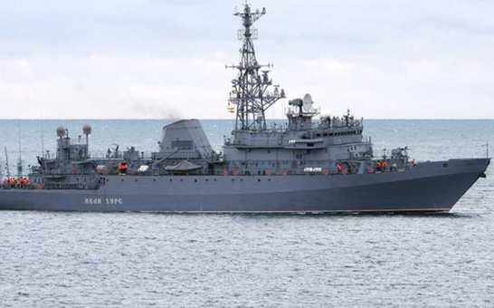 У соцмережах з'явились фото підбитого у Севастополі корабля рф