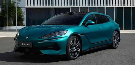 Понад 1000 км без підзарядки: новий електричний BYD претендує на світову першість