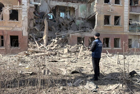 Росіяни вдарили по центру Слов’янська: двоє загиблих, серед поранених – дитина
