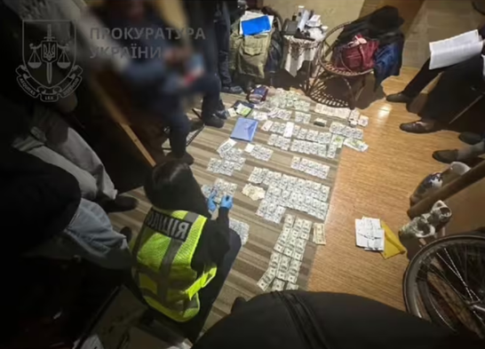 Шістьох викладачів університетів Львова та Івано-Франківська судитимуть за хабарництво