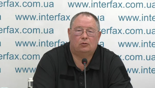 28 годин у кайданках та примусові ін’єкції - інкасатор «Ощадбанку» розповів про його затримання в Угорщині