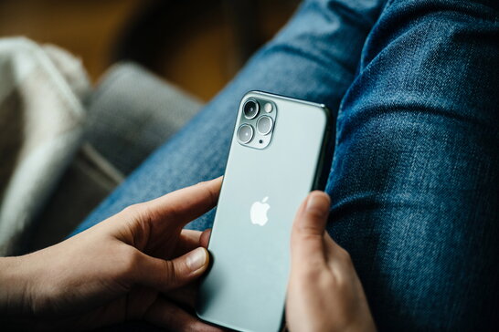Apple відкриває Siri для сторонніх AI‑помічників у iOS 27