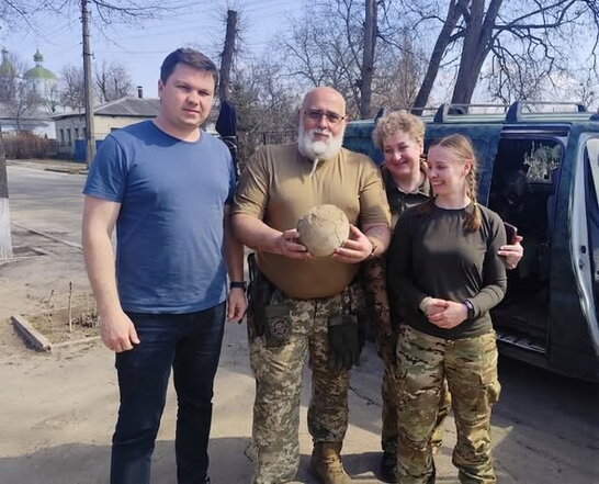 На Київщині бійці знайшли кістку мамонта віком 25 тисяч років