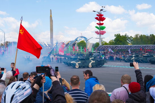У Росії ширяться чутки про скасування параду 9 травня, та Пєсков це заперечує