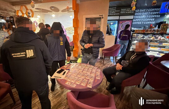 $8 тисяч за працевлаштування до ВСП: на Одещині затримали фігурантів