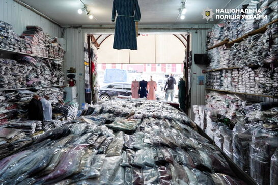 В Одесі викрили схему продажу 50 тонн гуманітарної допомоги на ринку