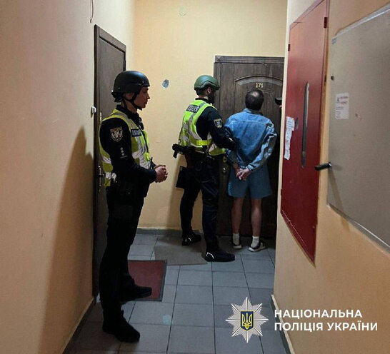 У Києві чоловік влаштував стрілянину після сварки зі знайомими: його затримала поліція