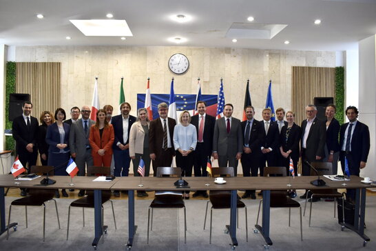 Дипломати G7 продовжують роботу в Україні попри погрози рф