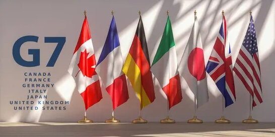 Макрон прагне організувати зустріч Зеленського і Трампа під час саміту G7 — CNN