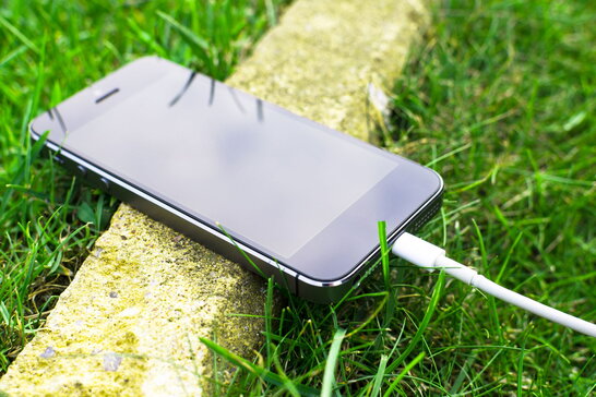 Чи шкодить швидка зарядка акумулятору смартфона: відповідь фахівців