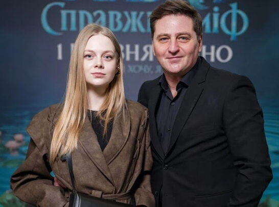 Український актор зізнався, хто ускладнює стосунки із на 20 років молодшою нареченою