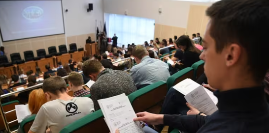 МОН рекомендує ущільнити графік освітнього процесу і студентам вишів навчатися по суботах