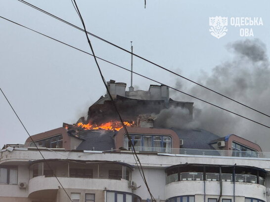 Російський дрон влучив у багатоповерхівку в Одесі: постраждала дитина