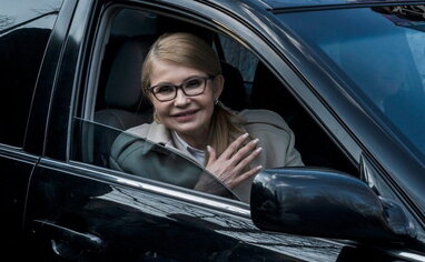 Захищає Україну з Дубая: Тимошенко провела майже місяць в Об'єднаних Арабських Еміратах — ЗМІ