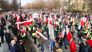 Протести польських фермерів: Туск проведе у Вільнюсі зустрічі з лідерами Литви